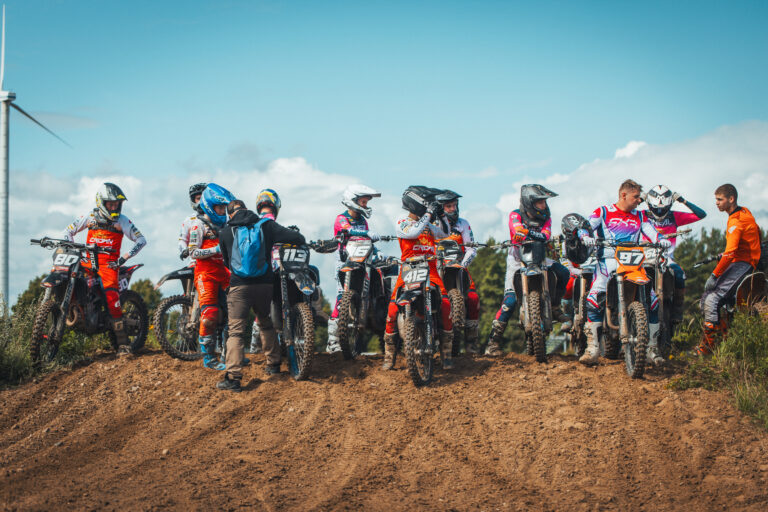 Saison 2025 – Crown MX Team