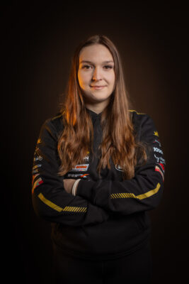 Katharina Schultz &ndash; Crown MX