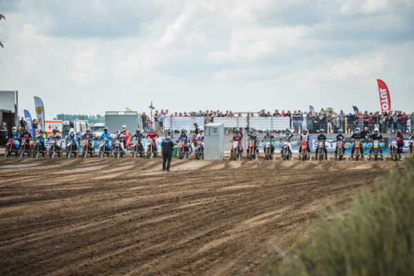 Startaufstellung beim Motocross Sulingen 2026 (Niedersachsen-Cup & NMX Cup)