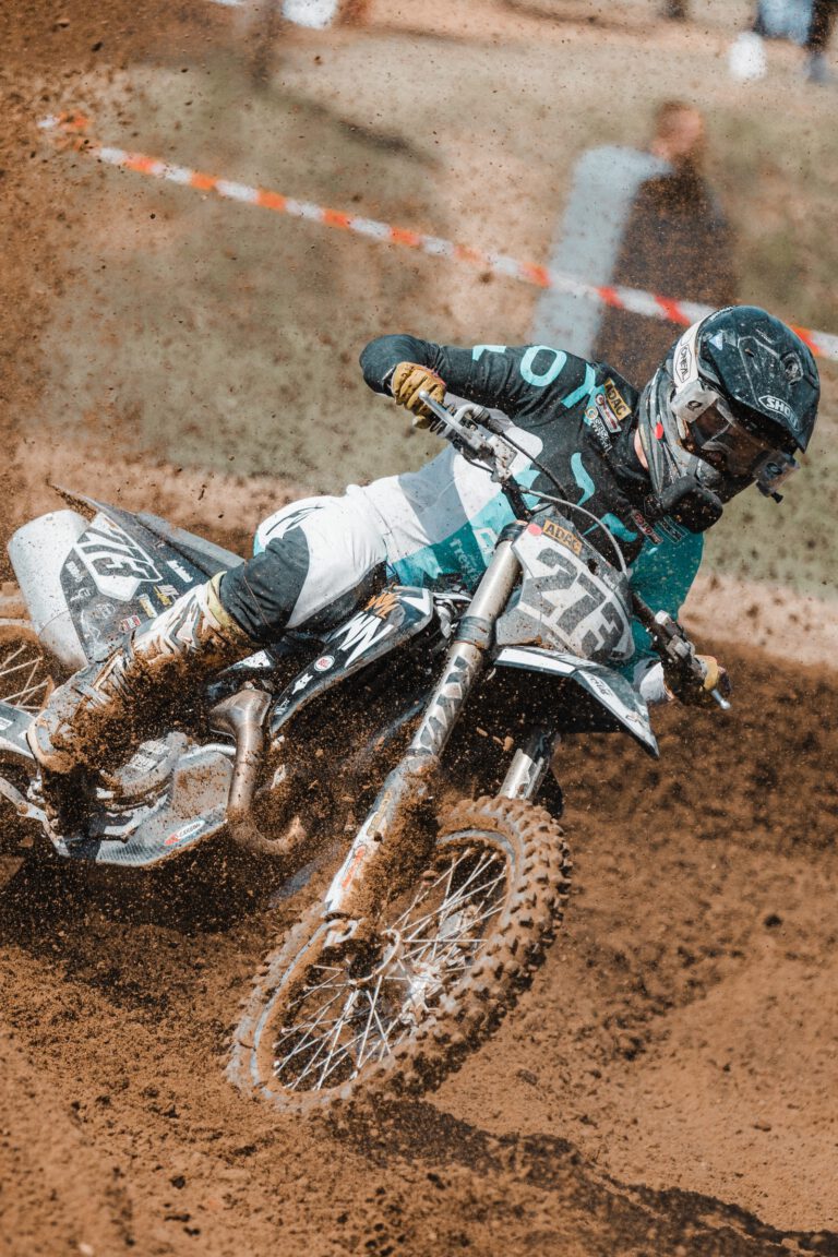Crown-MX-Fahrer beim Altmarkpokal in Bismarck