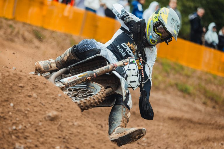 Crown-MX-Fahrer im Rennen beim ADAC NMX-Cup in Malente