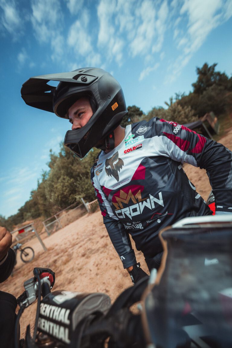 Crown-MX-Fahrer im Rennen beim ADAC NMX-Cup in Malente