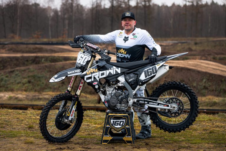 Dirk Strahlendorf mit seinem Bike #160 beim Saisonauftakt 2026