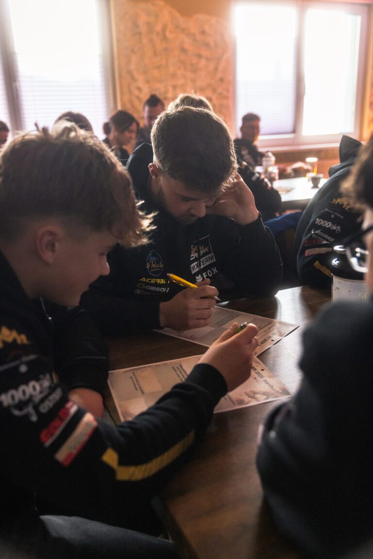 Das Crown MX Team beim Teamtag 2026